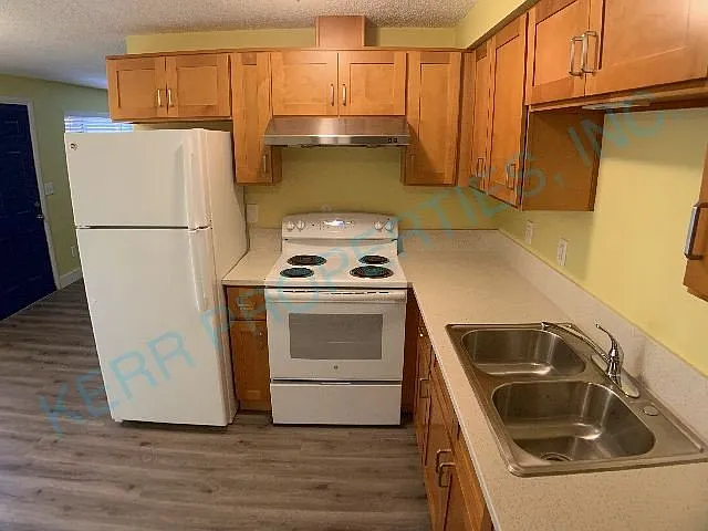 602 NE Jessup St — Photo 7