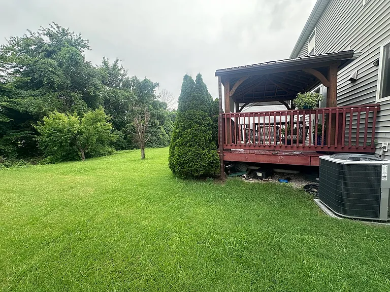 5519 Bannon Crossings Dr — Photo 38