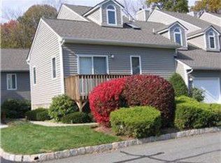 49 Lapis Cir, West Orange, NJ 07052