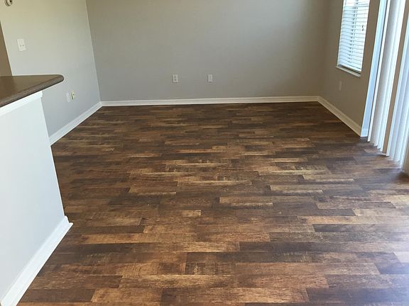 3rd image of 10017 Bentley Way