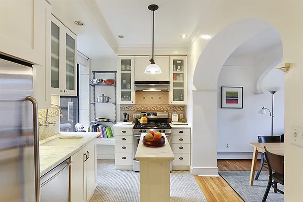 Sold by Corcoran | media 8