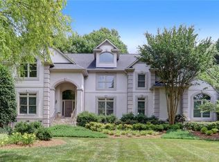 1902 Falmouth Dr, Greensboro, NC 27410