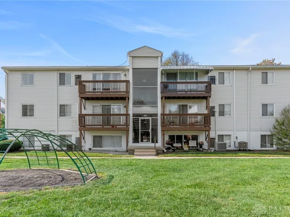 5690 Coach Dr W APT E, Dayton, OH 45440
