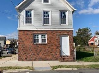 9 Christopher St FL 1, Carteret, NJ 07008