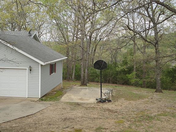 2nd image of 68 Irish Hills Blvd