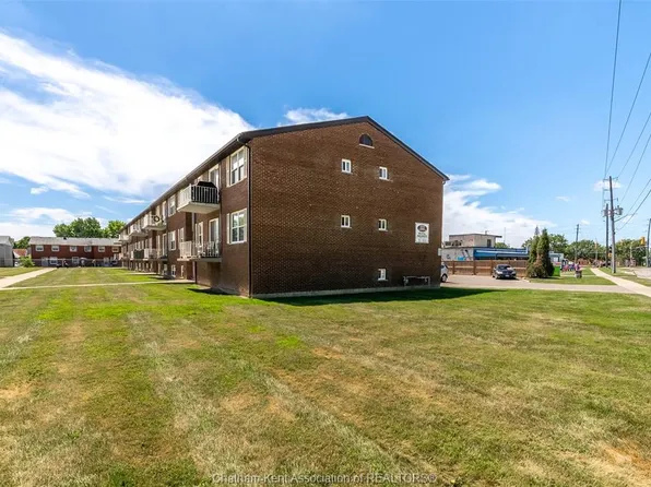 122 Riverview Dr #130, Chatham Kent, ON N7M 1A5