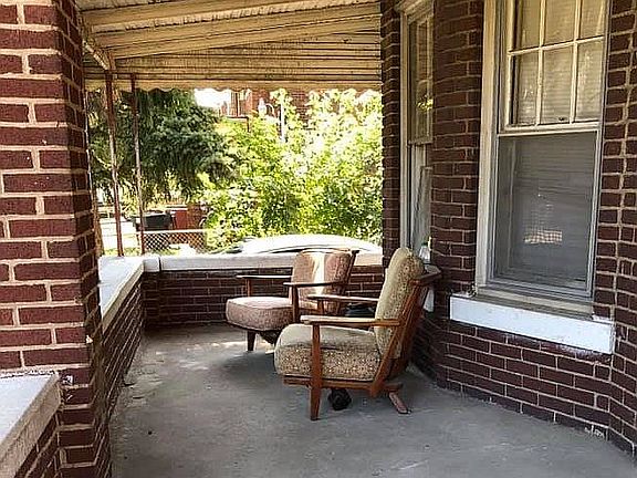 3rd image of 4332 W Euclid St #34