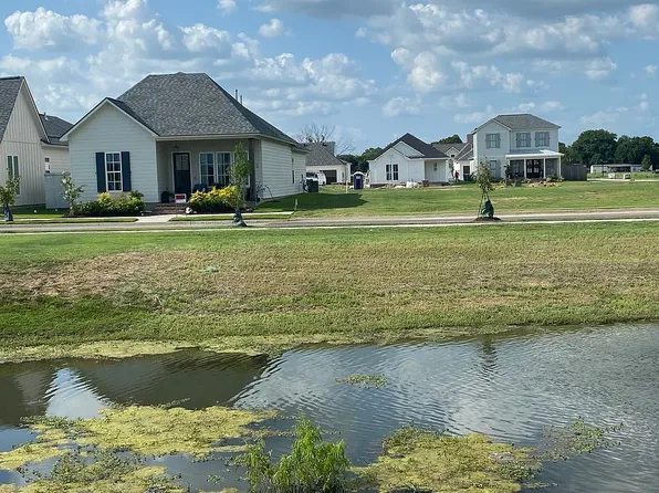 403 Bozeman Trl, Scott, LA 70583