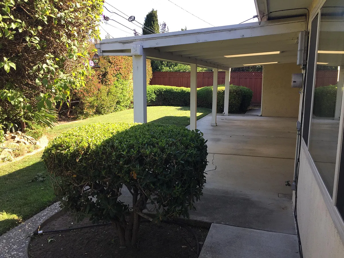 Building Photo - 5326 Brophy Dr