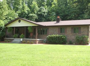 143 Honeysuckle Ln, Staffordsville, KY 41256