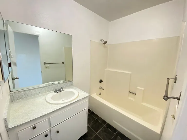 4575 Oregon St #1 — Photo 9