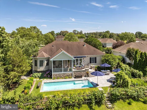 112 W Shore Dr, Milton, DE 19968