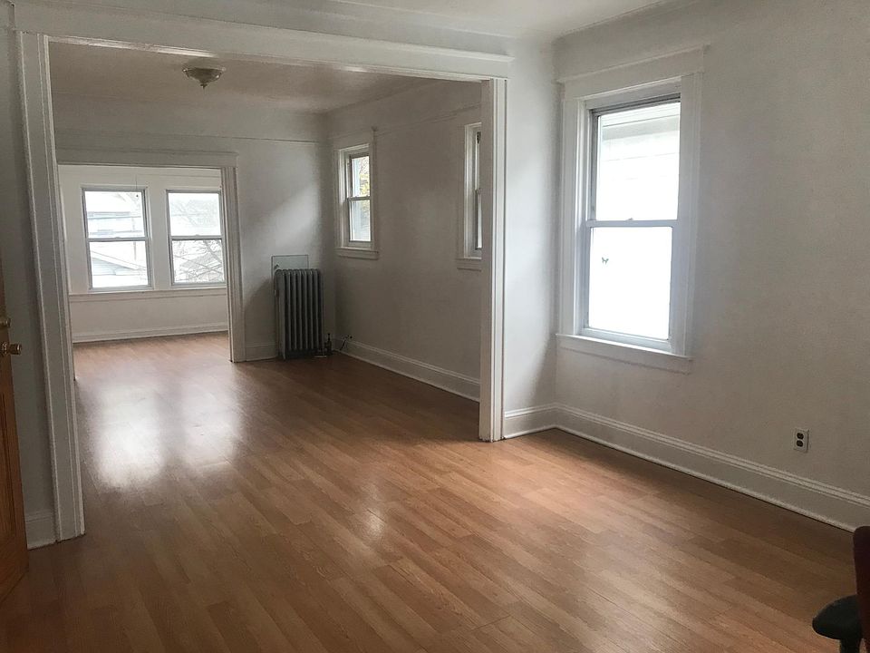 1st image of 8611 98th St #2