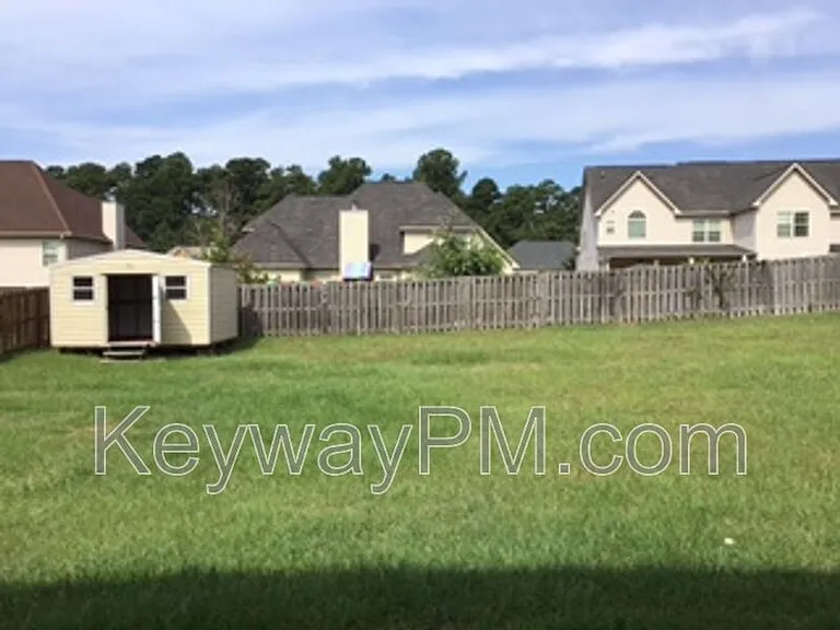 6017 Reynolds Cir — Photo 20