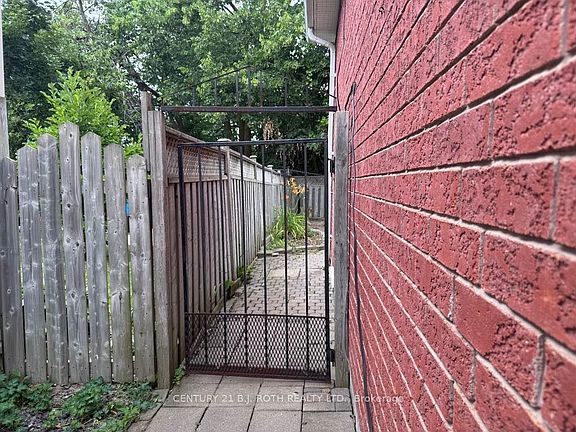 2nd image of 22 Mapleton Ave