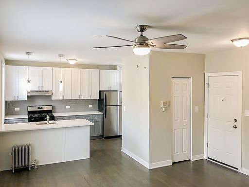 2nd image of 5220 N Damen Ave #3C
