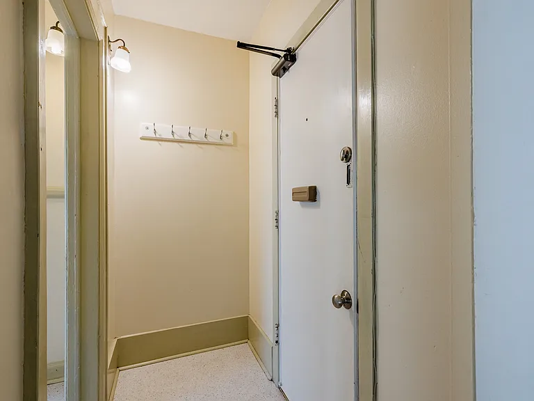1745 E St #2 — Photo 5