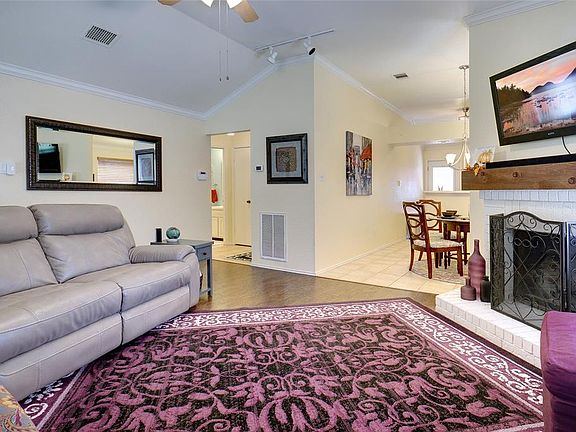 5th image of 1116 Bellmont Ct