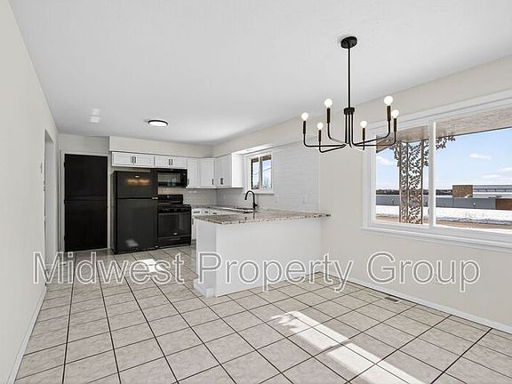 5th image of 5165 Westwood Dr