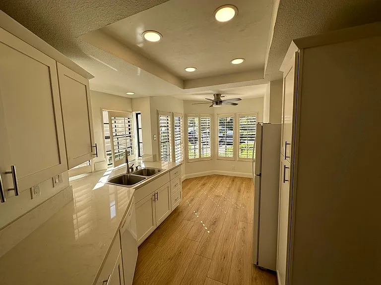 15880 Avenida Villaha #71 — Photo 17