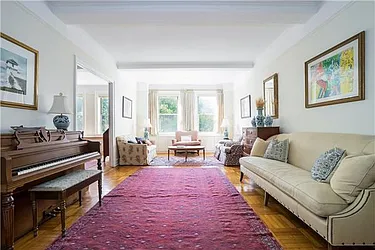 Sold by Avenue Sotheby's International Realty