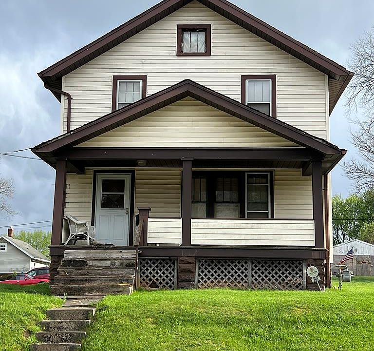 1st image of 268 Superior St