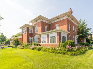 15 S View St APT 2, Aurora, IL 60506