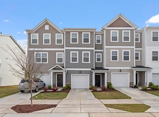 2708 Burgundy Star Dr, Raleigh, NC 27604