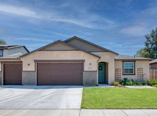 2576 N Apricot Ave, Fresno, CA 93727