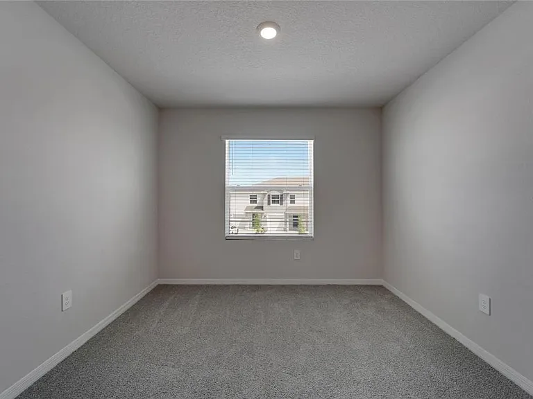 17444 Crescent Moon Loop — Photo 28