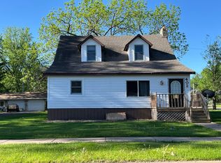 402 2nd St SE, Hinckley, MN 55037