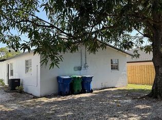 1131 W 26th St, Riviera Beach, FL 33404