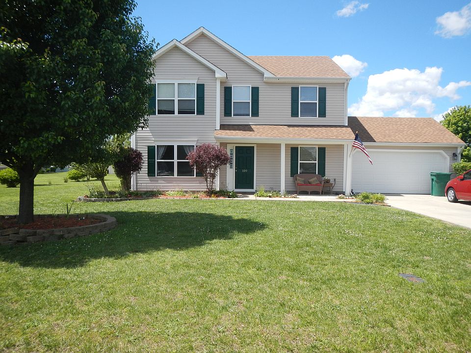 New Roof & Huge yard!!!
