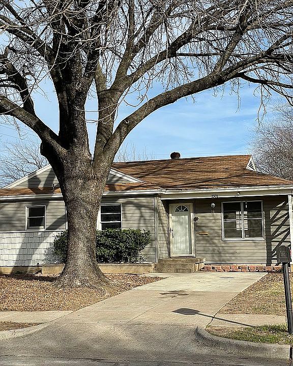 1st image of 1501 Carswell Ter
