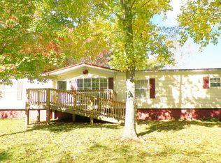 185 Sweetwater Rd, Elk Creek, VA 24326