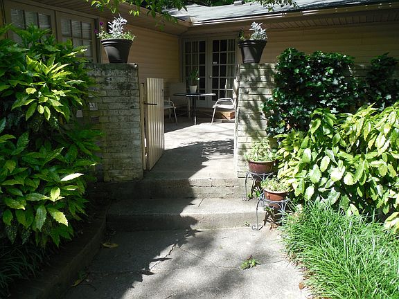 Private Enclosed Patio