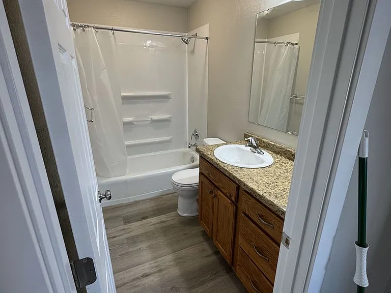 510 S 1st St #2 — Photo 3