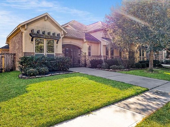 3rd image of 23535 Bellina Dr