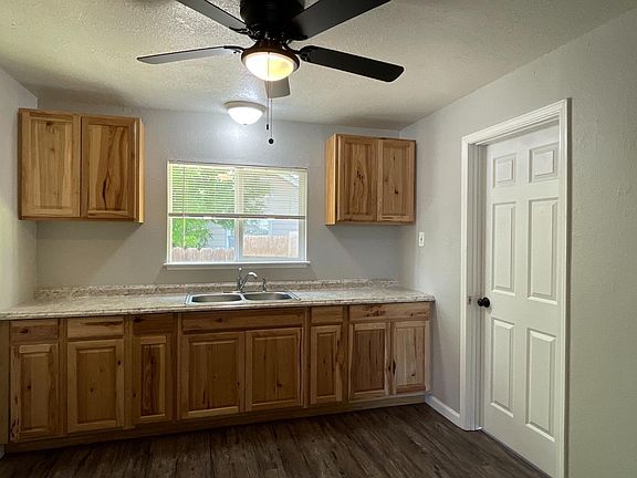 4th image of 1217 Center Ln
