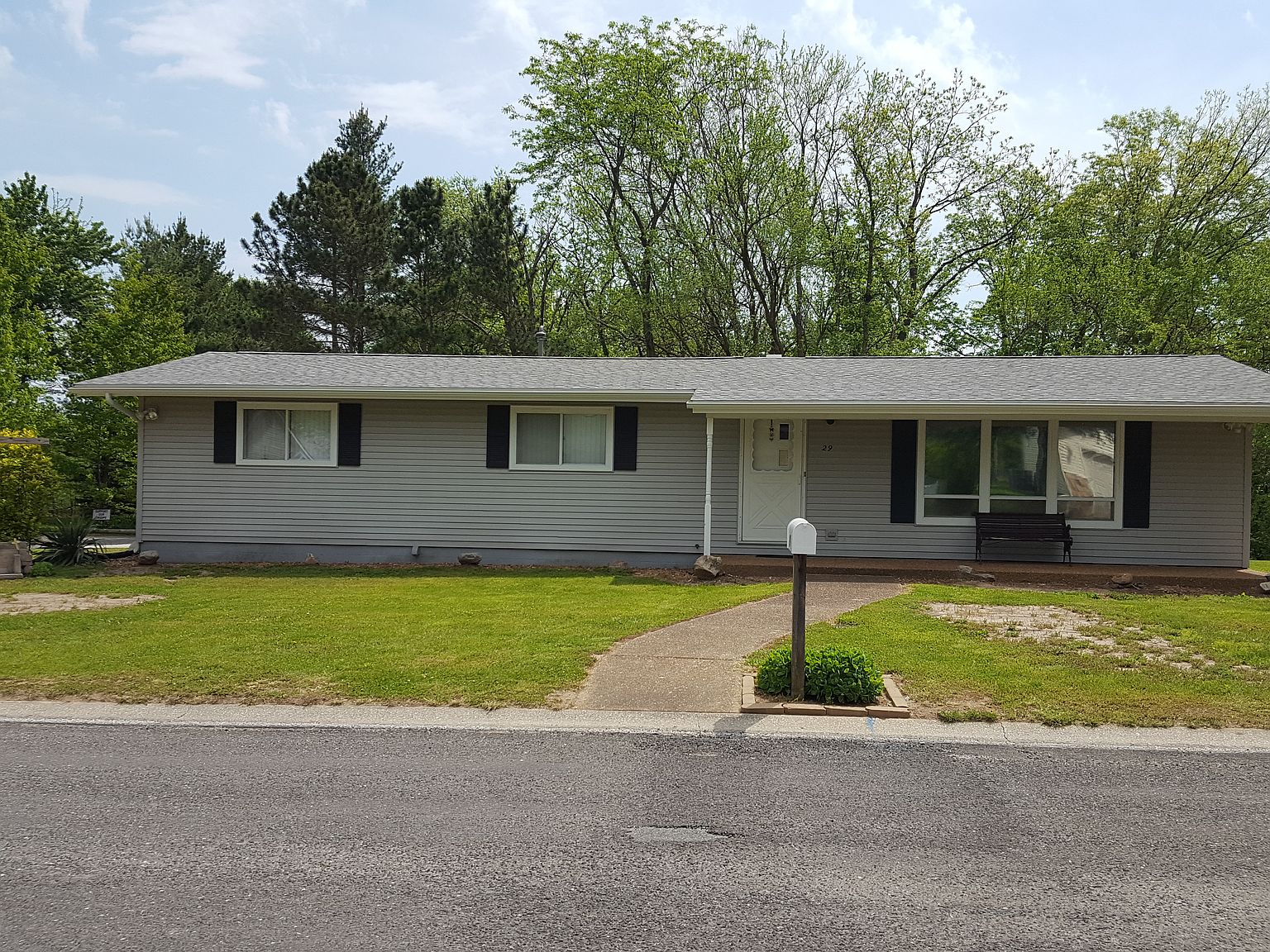 29 Sugar Creek Ln, Glenarm, IL 62536 Zillow