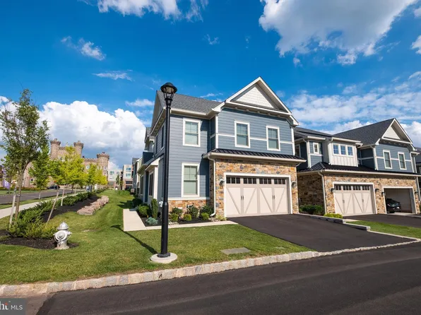 811 Grayson Ln #44, Ambler, PA 19002