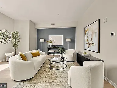 1414 Belmont St NW — Photo 4