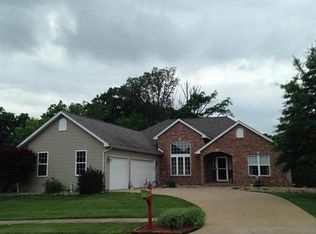 1210 Eagle Ln, Grafton, IL 62037