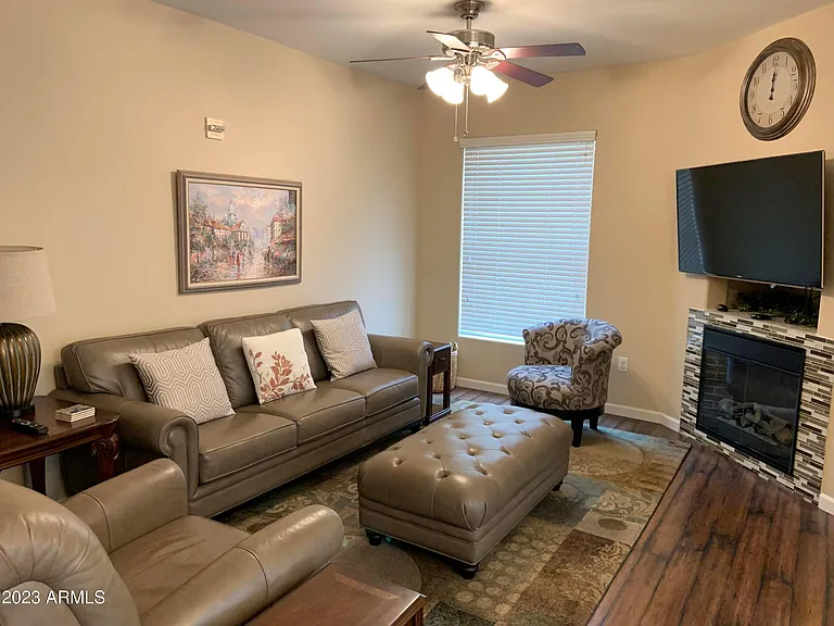 14575 W Mountain View Blvd #111 — Photo 4