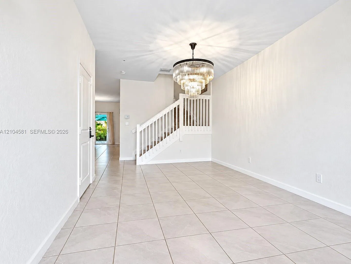 Keys Gate Residential — Photo 2