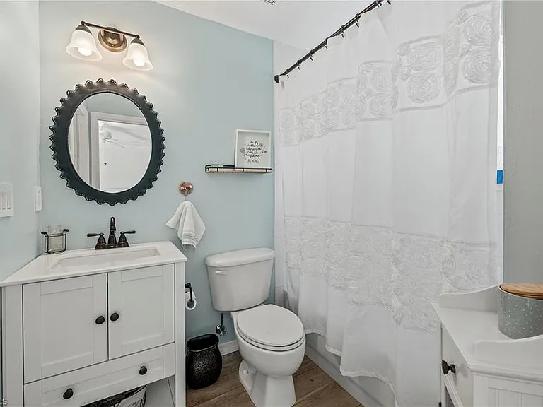 1015 Tivoli Ln — Photo 20