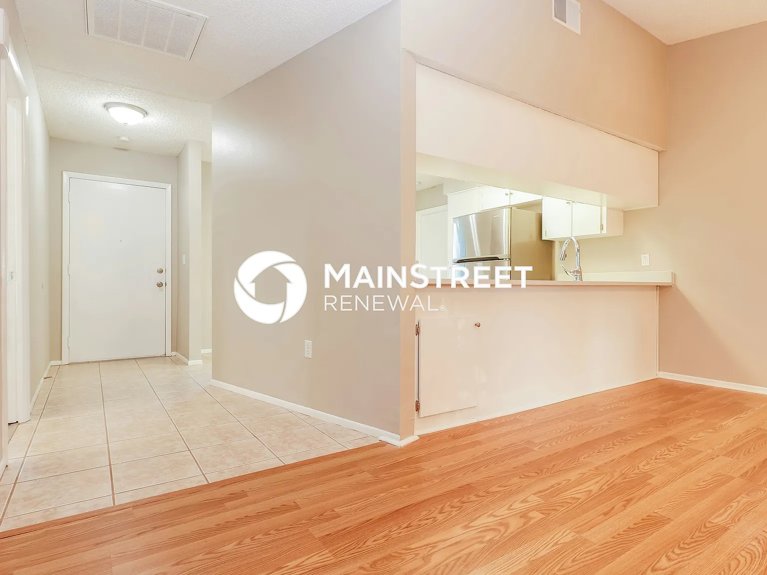 16103 Villa Dr — Photo 2