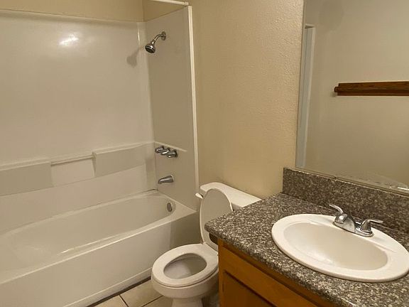 4th image of 4444 Alabama St #1