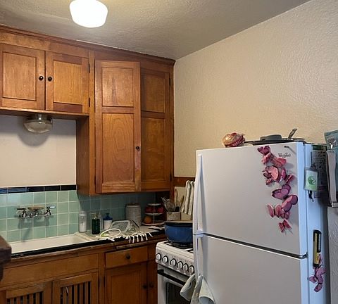 3rd image of 2616 Johnson St NE #1