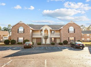 2910 Mulberry Ln UNIT E, Greenville, NC 27858